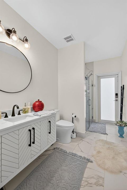 1st Floor Cabana Bath