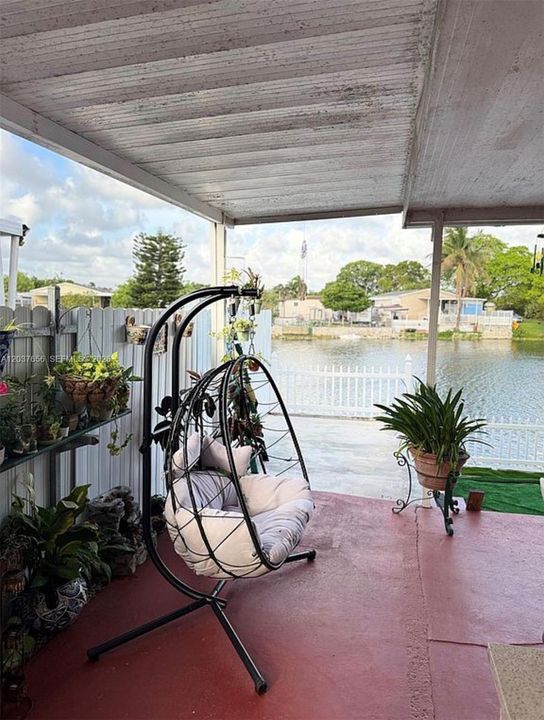 For Sale: $179,999 (5 beds, 5 baths, 2000 Square Feet)