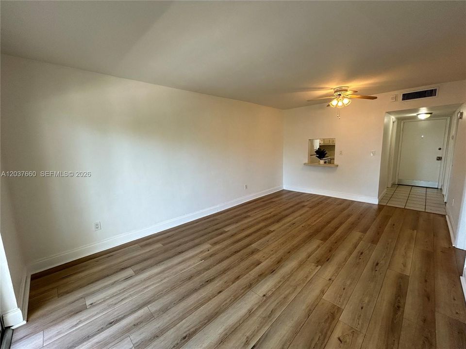 В аренду: $1,750 (1 спален, 1 ванн, 673 Квадратных фут)
