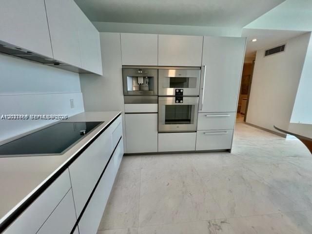 В аренду: $9,700 (1 спален, 2 ванн, 1125 Квадратных фут)