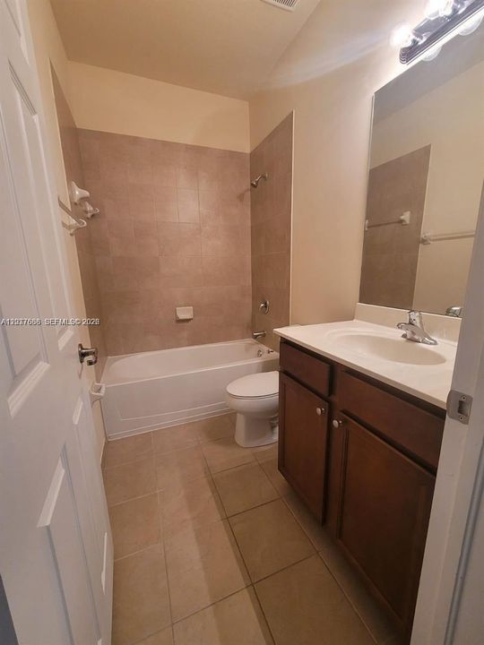 В аренду: $2,950 (3 спален, 2 ванн, 1545 Квадратных фут)