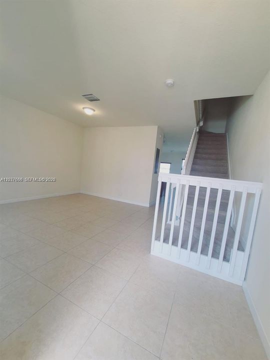 В аренду: $2,950 (3 спален, 2 ванн, 1545 Квадратных фут)