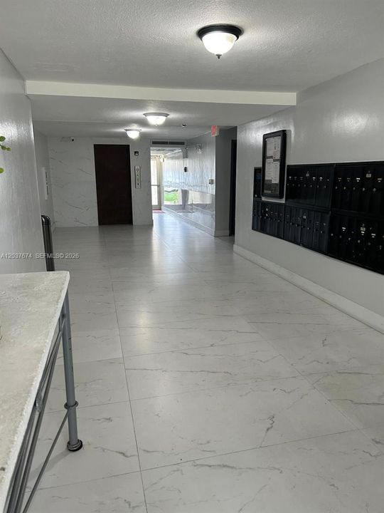 В аренду: $2,200 (2 спален, 2 ванн, 870 Квадратных фут)