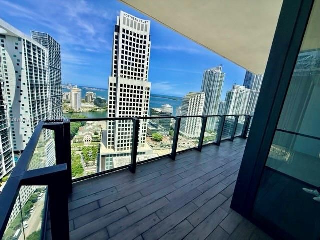 En Venta: $1,097,000 (2 camas, 2 baños, 1244 Pies cuadrados)