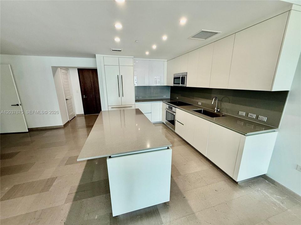 En Venta: $1,097,000 (2 camas, 2 baños, 1244 Pies cuadrados)