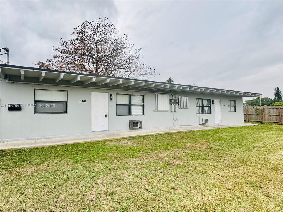 For Rent: $1,350 (1 beds, 1 baths, 450 Square Feet)