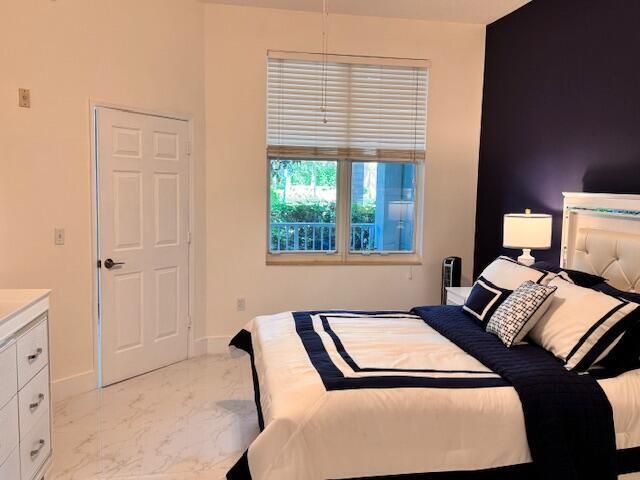 Primary Bedroom+
