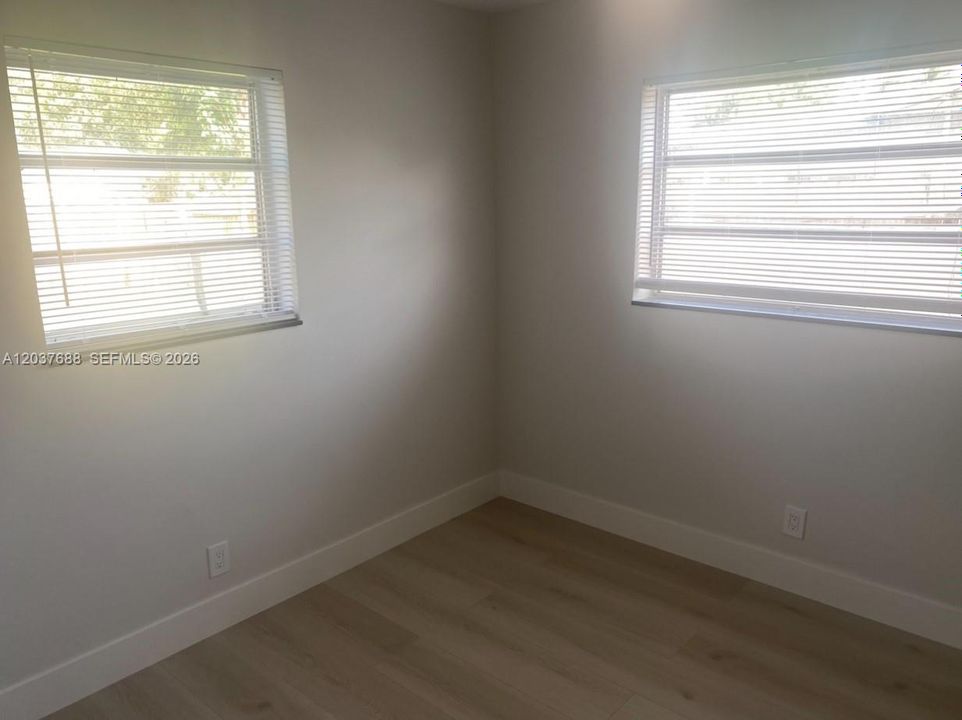 For Rent: $3,000 (3 beds, 2 baths, 1092 Square Feet)