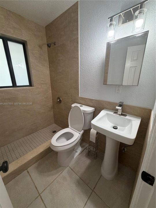 В аренду: $1,200 (1 спален, 1 ванн, 0 Квадратных фут)
