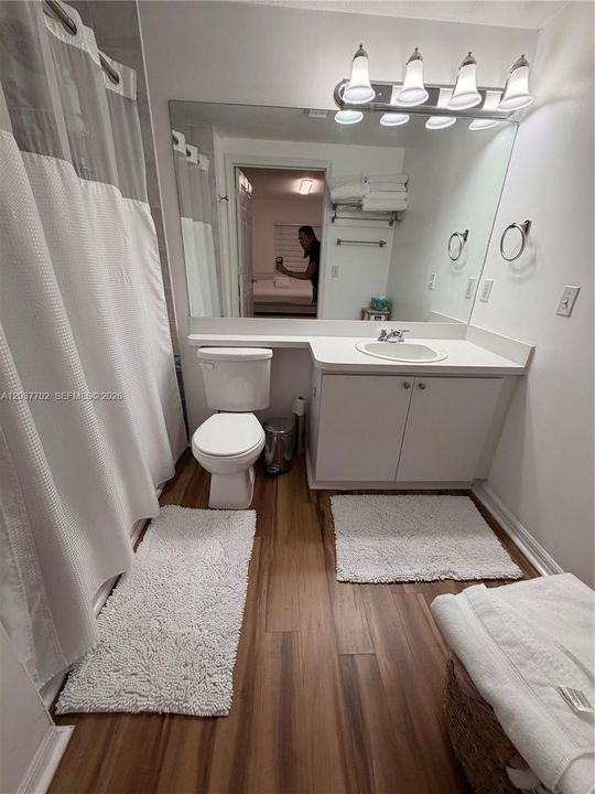 В аренду: $2,700 (2 спален, 2 ванн, 828 Квадратных фут)