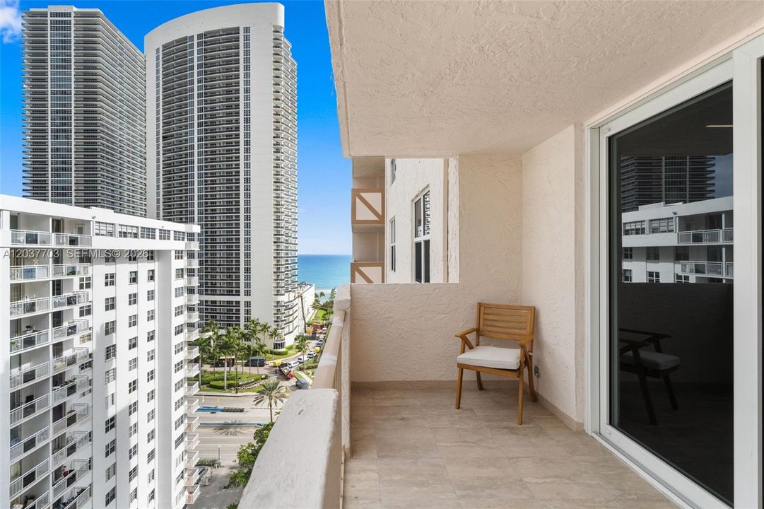 En Venta: $378,000 (1 camas, 2 baños, 1300 Pies cuadrados)