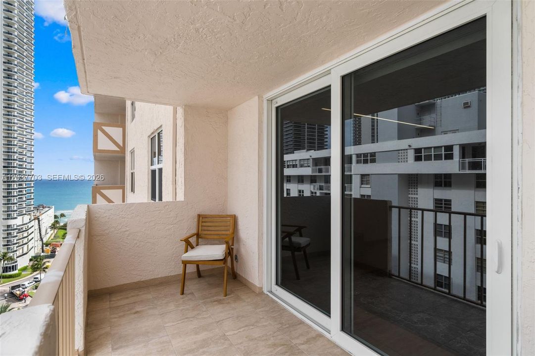En Venta: $378,000 (1 camas, 2 baños, 1300 Pies cuadrados)