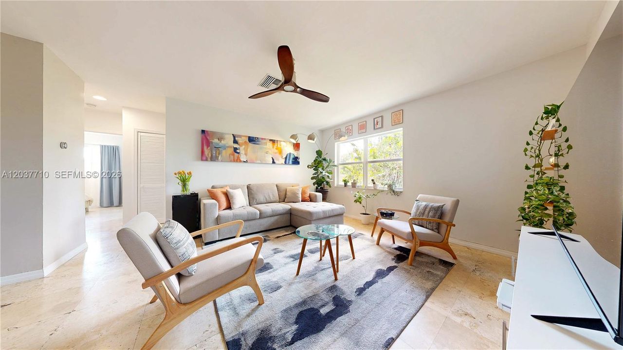 В аренду: $2,250 (2 спален, 1 ванн, 800 Квадратных фут)