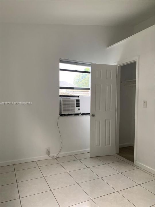 For Sale: $475,000 (3 beds, 2 baths, 1188 Square Feet)