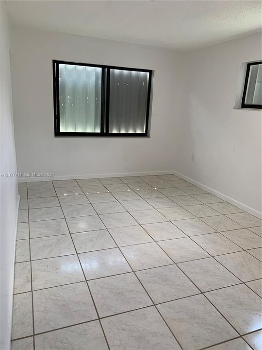 For Sale: $475,000 (3 beds, 2 baths, 1188 Square Feet)