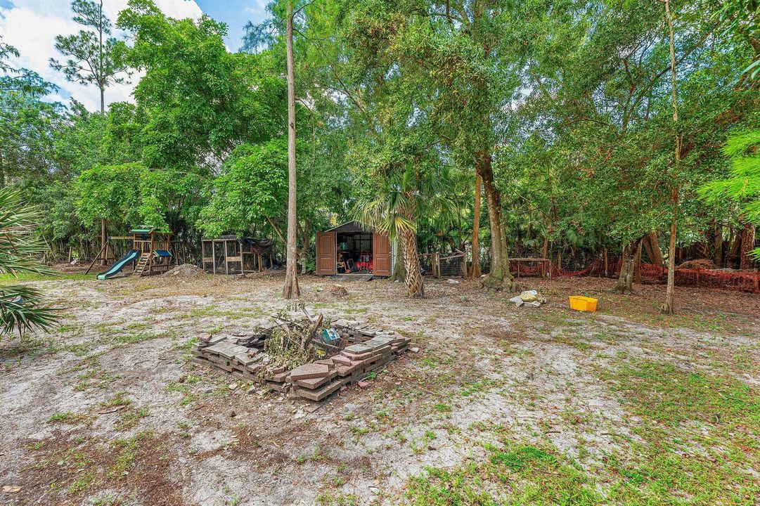 027-16355LancashireDriveEast-TheAcreage-