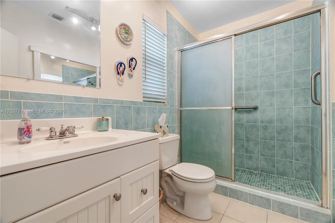 На продажу: $795,000 (4 спален, 3 ванн, 2202 Квадратных фут)