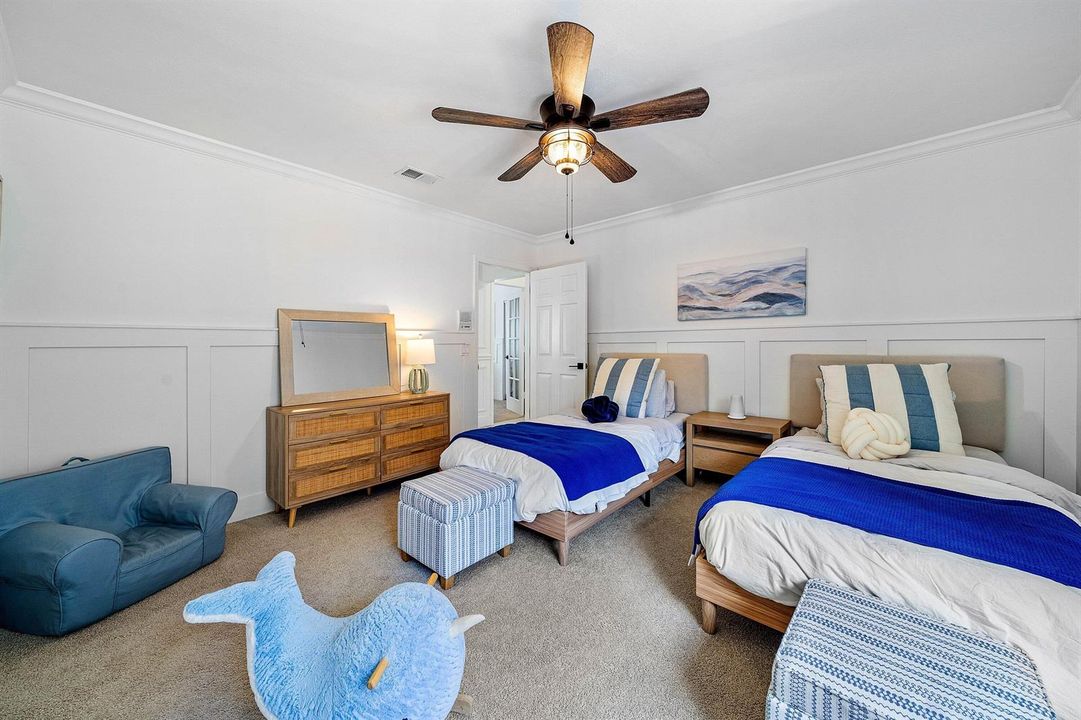 Guest Bedroom 5