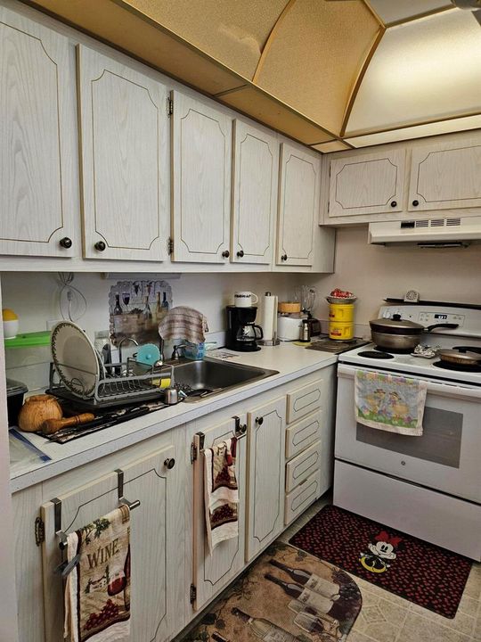 Kitchen area