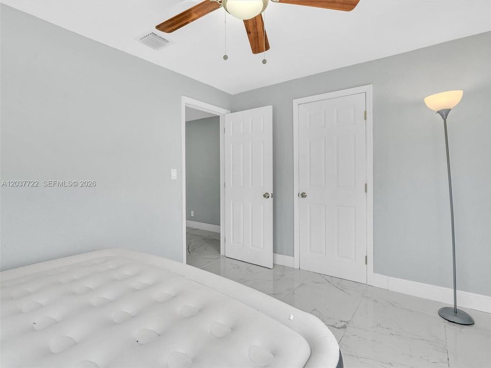 В аренду: $2,650 (3 спален, 1 ванн, 1175 Квадратных фут)