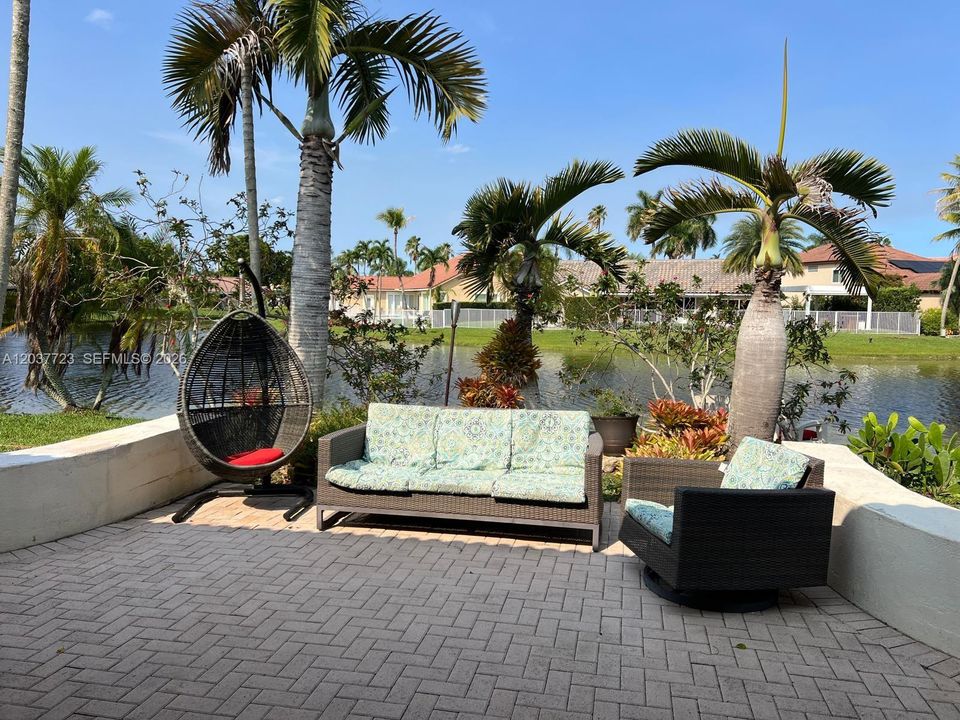For Rent: $6,000 (3 beds, 2 baths, 1778 Square Feet)
