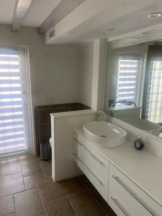 For Rent: $6,000 (3 beds, 2 baths, 1778 Square Feet)