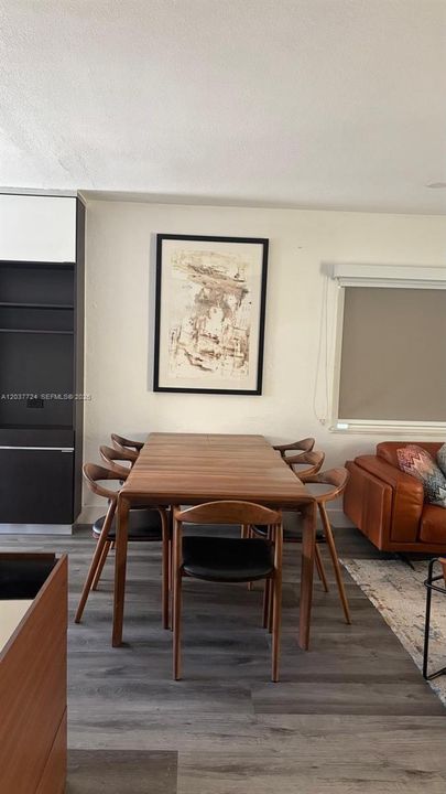 For Rent: $4,500 (2 beds, 2 baths, 900 Square Feet)