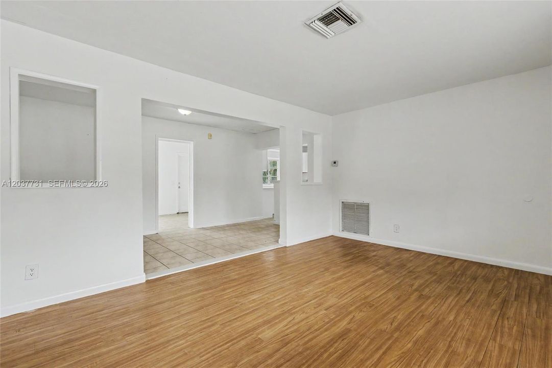 For Sale: $529,770 (3 beds, 2 baths, 1173 Square Feet)