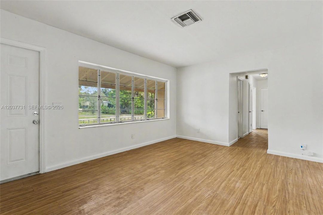 For Sale: $529,770 (3 beds, 2 baths, 1173 Square Feet)