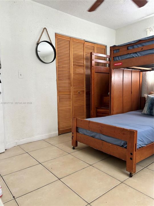 На продажу: $549,950 (3 спален, 2 ванн, 1390 Квадратных фут)