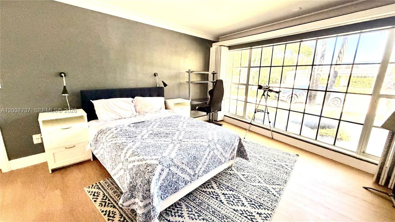 For Sale: $1,499,000 (3 beds, 3 baths, 2169 Square Feet)