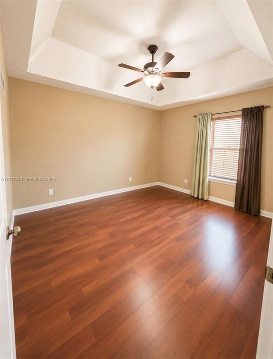 В аренду: $3,550 (3 спален, 2 ванн, 1525 Квадратных фут)