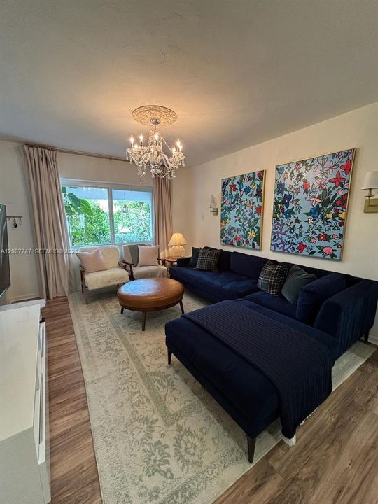 В аренду: $5,385 (4 спален, 3 ванн, 0 Квадратных фут)