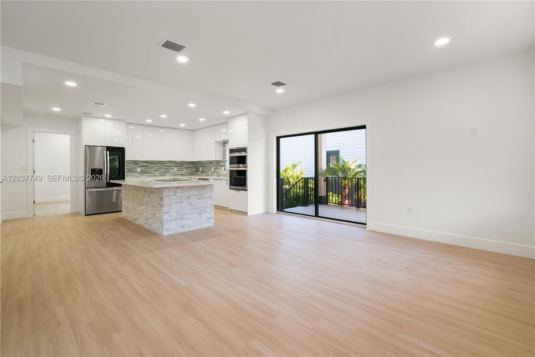 For Sale: $1,127,000 (3 beds, 3 baths, 1848 Square Feet)