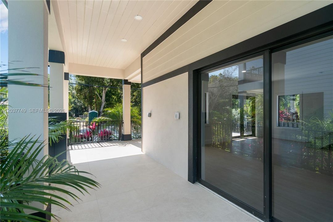 For Sale: $1,127,000 (3 beds, 3 baths, 1848 Square Feet)