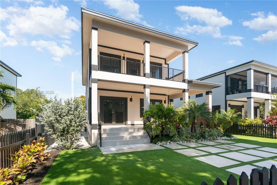 For Sale: $1,127,000 (3 beds, 3 baths, 1848 Square Feet)