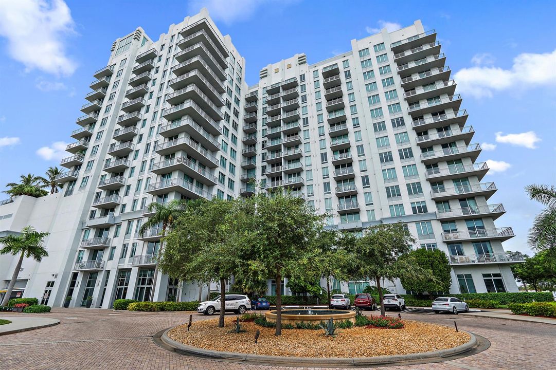 001-300SAustralianAve-WestPalmBeach-FL-f