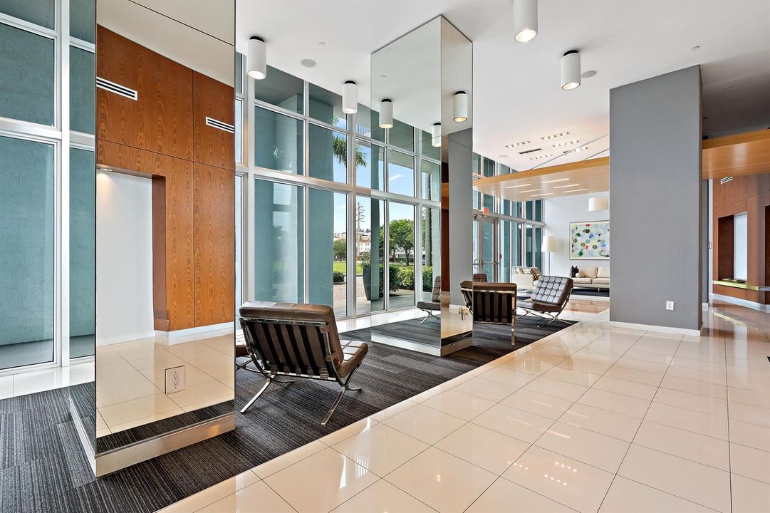 005-300SAustralianAve-WestPalmBeach-FL-f