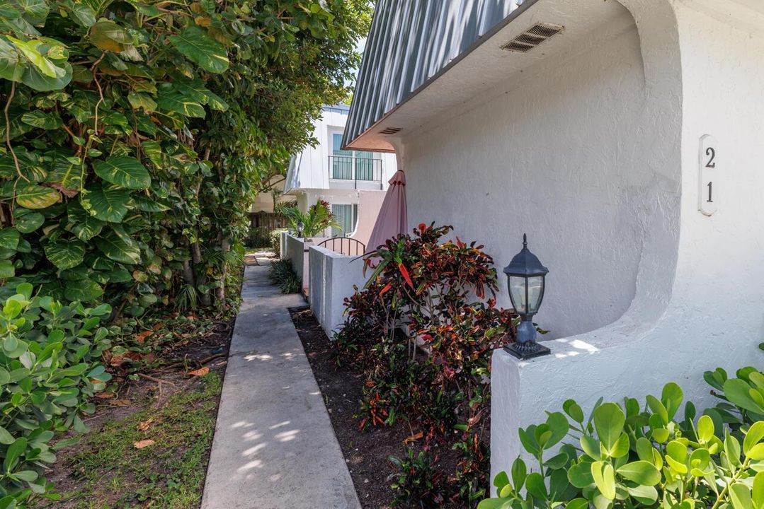 Pathway to Courtyard Entrance 1