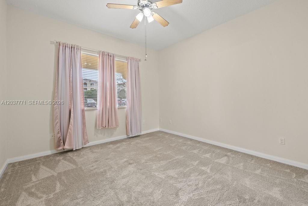 For Rent: $2,500 (2 beds, 2 baths, 1989 Square Feet)