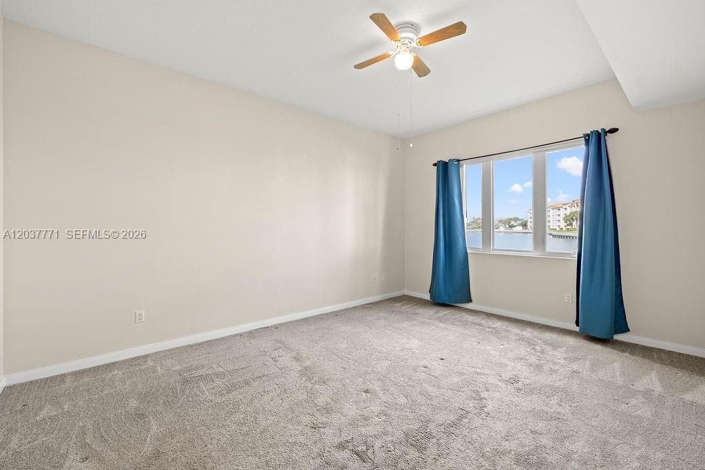 For Rent: $2,500 (2 beds, 2 baths, 1989 Square Feet)