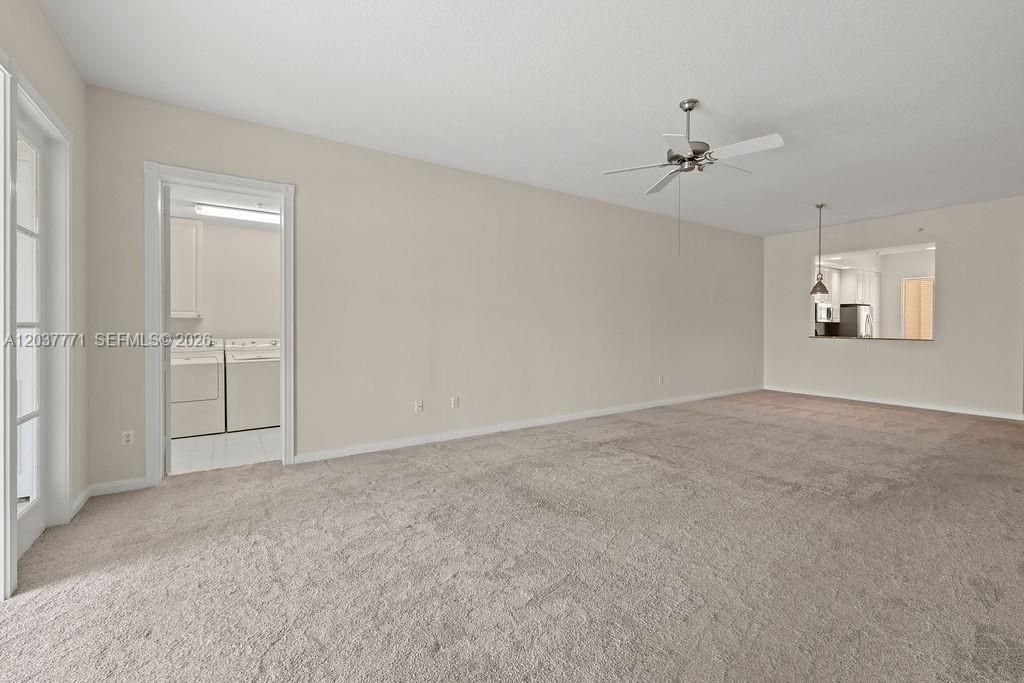For Rent: $2,500 (2 beds, 2 baths, 1989 Square Feet)