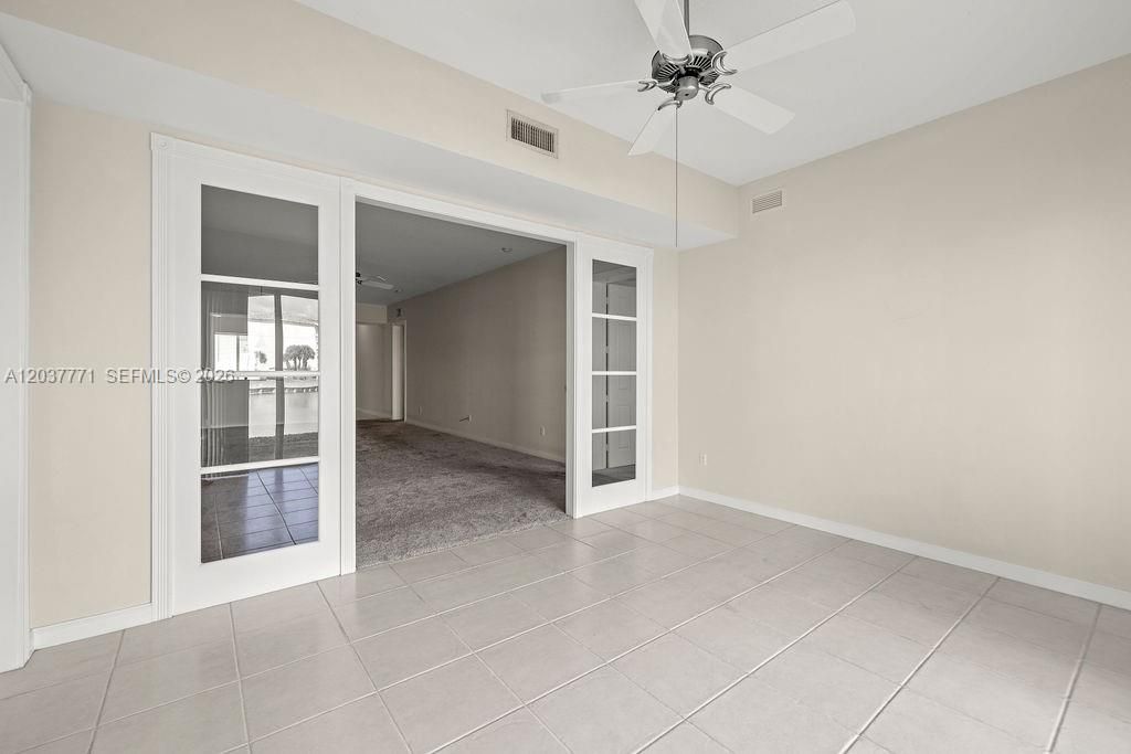 For Rent: $2,500 (2 beds, 2 baths, 1989 Square Feet)