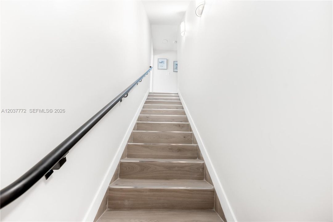На продажу: $450,000 (4 спален, 3 ванн, 1398 Квадратных фут)