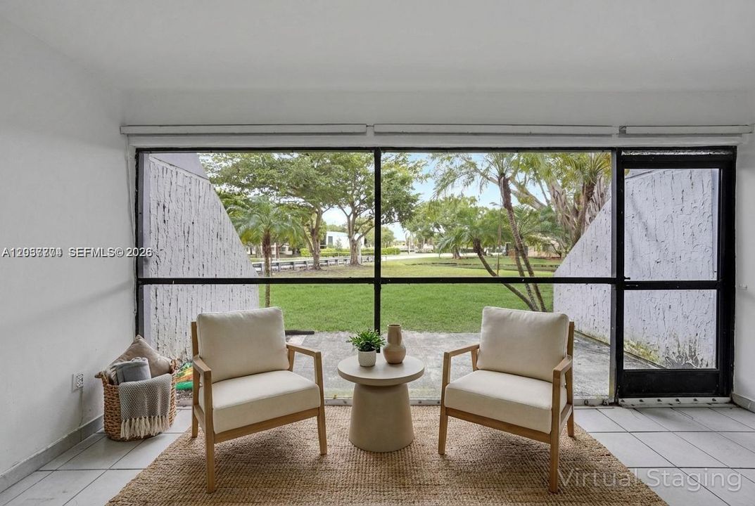 For Rent: $2,450 (2 beds, 2 baths, 1106 Square Feet)
