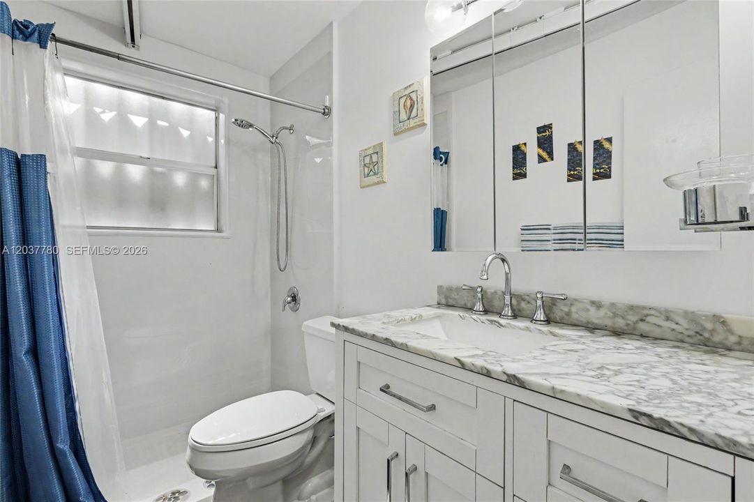 For Sale: $479,000 (3 beds, 2 baths, 1407 Square Feet)