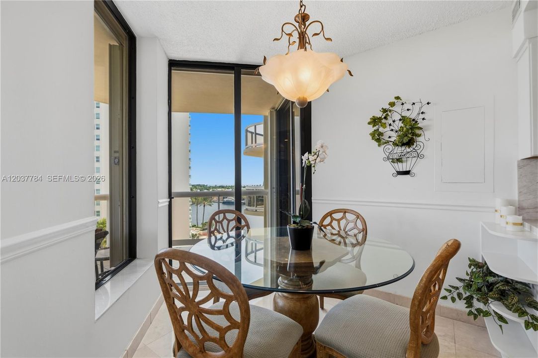 For Sale: $614,900 (2 beds, 2 baths, 1622 Square Feet)