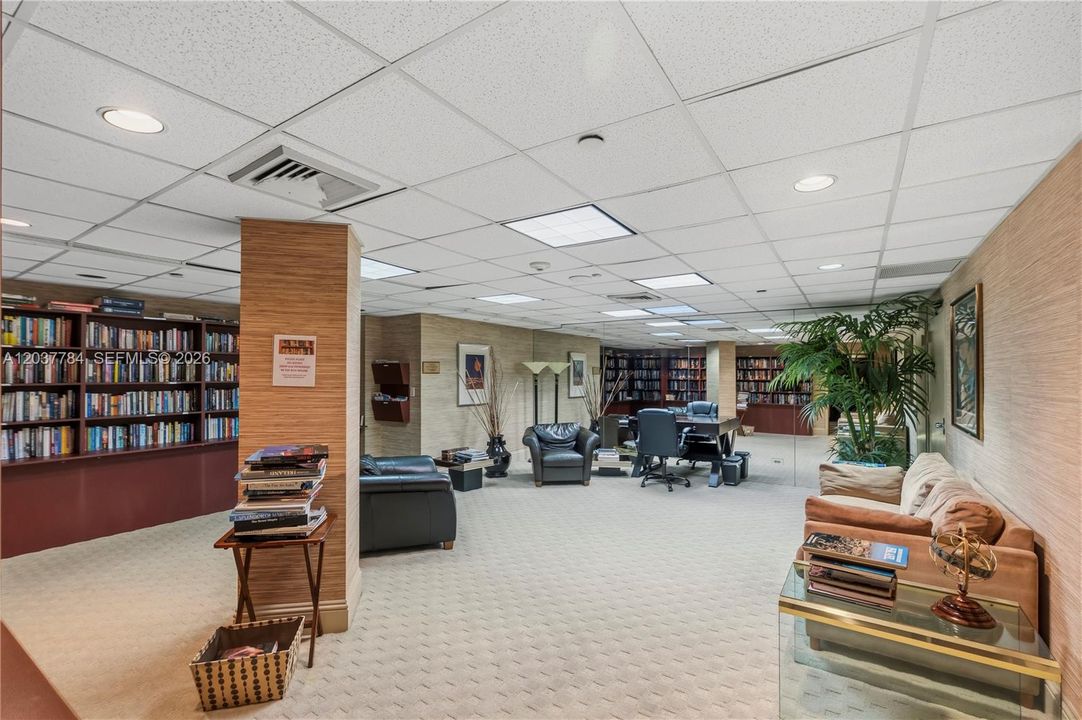 For Sale: $614,900 (2 beds, 2 baths, 1622 Square Feet)