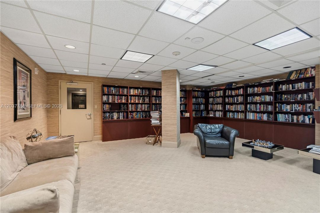 For Sale: $614,900 (2 beds, 2 baths, 1622 Square Feet)