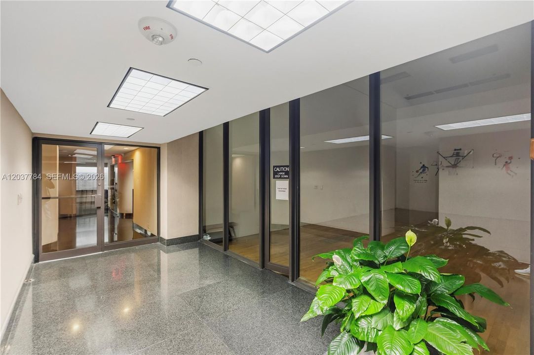 For Sale: $614,900 (2 beds, 2 baths, 1622 Square Feet)